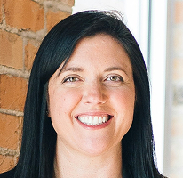 서비스 팀의 고객 지원 책임자 Sophie Hartwell 프로필 사진
